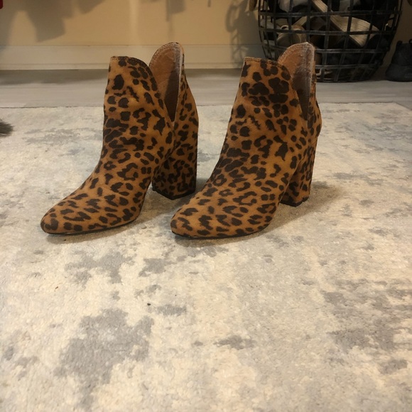 Steve Madden Ankle Boots - Picture 2 of 5